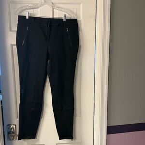 Ann Taylor Women's Sleek Black Skinny Jeans